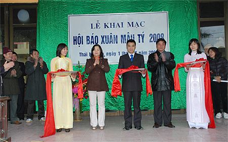 Khai mạc Hội báo Xuân Mậu Tý - Thái Nguyên 2008